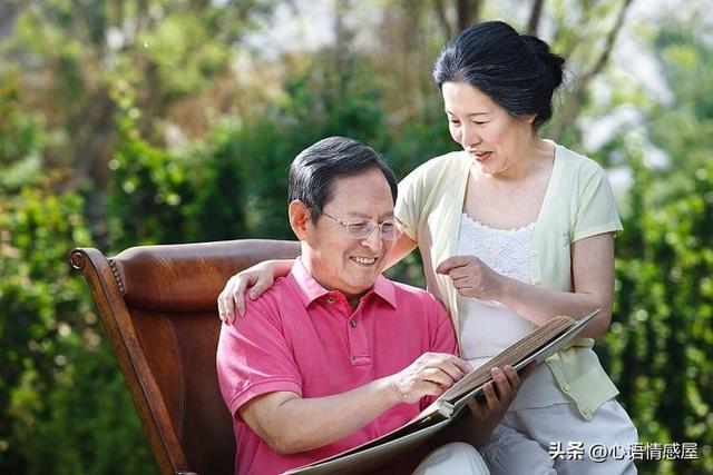 两性关系揭秘：五六十岁女人最渴望的五大需求，男人知道几个？
