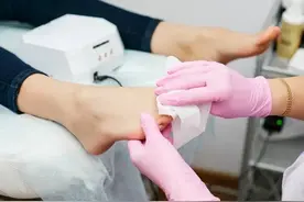 女子在足疗店遭遇咸猪手，勇敢站出来维权！人生中最黑暗的一页图片