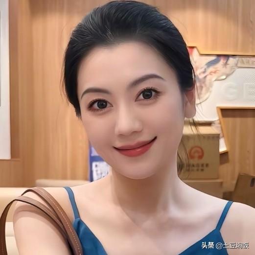 “相由心生”是真的：女人自带财气的样子，看脸就知道