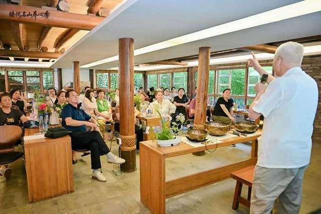 【臻悦名山·养心季】“文商农旅体”融合发展的天台后山疗愈新范式