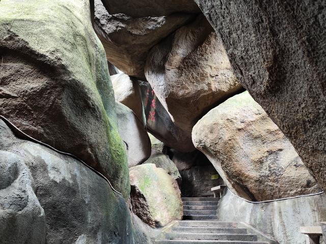徒步礐石风景区，从焰峰到塔山，在汕头的森林氧吧深呼吸
