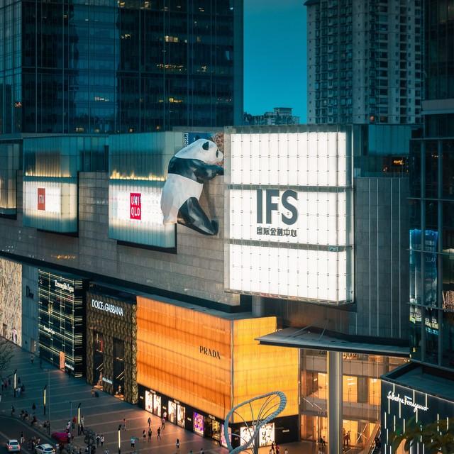 慢充式旅游成主流！国庆演出周边酒店涨1.5倍，亲子游爆棚