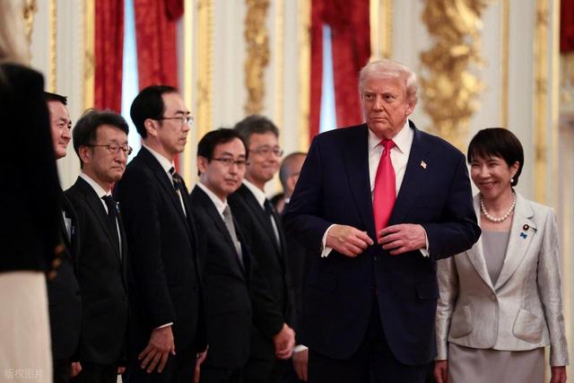 中国禁止入境后，美国国务卿就中日矛盾表态，10字令高市如坐针毡