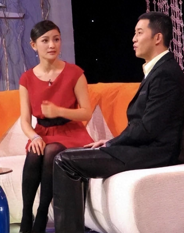 47岁沙溢也没想到，巅峰期隐退生子的胡可，如今也能为自己争光了