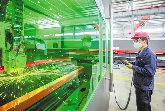 立陶宛为啥被称为“欧洲淫窟”？一起去瞧瞧这个可悲的中欧小国