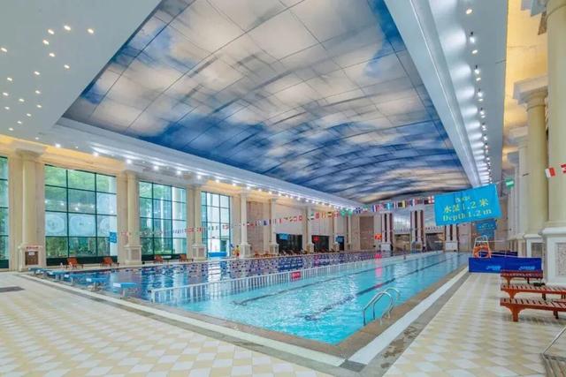 周末2大2小叹“森林秘境”度假地，吃住玩全了，汤泉萌宠…平靓正