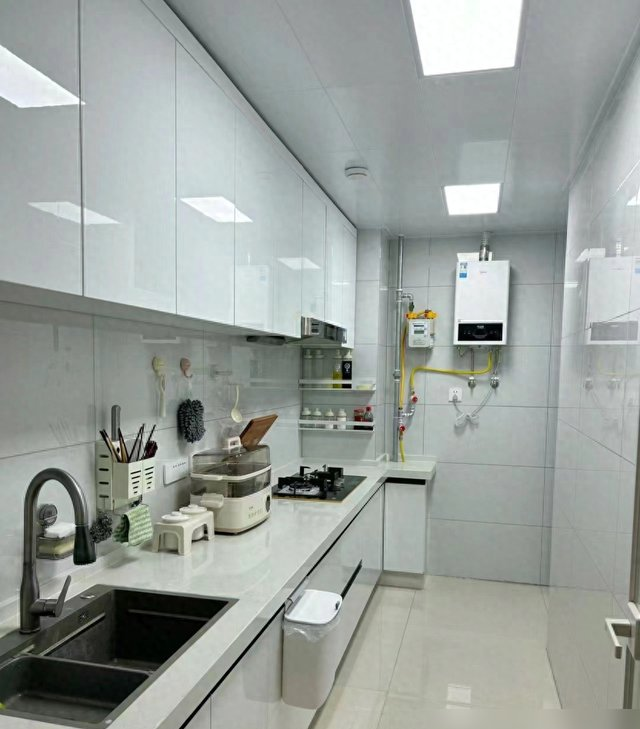 徐州夫妇因拒绝过度装修走红,光一个客厅就让无数人效仿,太高级