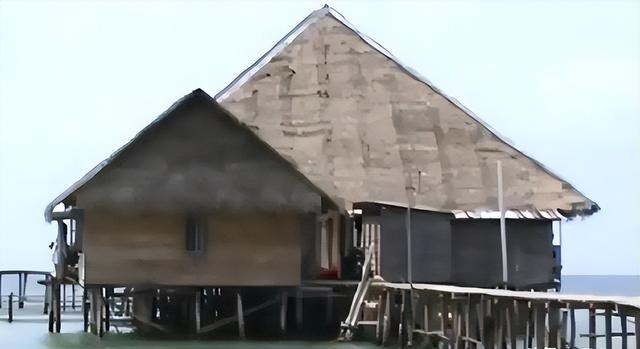 一个被通缉的福建人，带着1000多人逃到海外，建了一座中国城