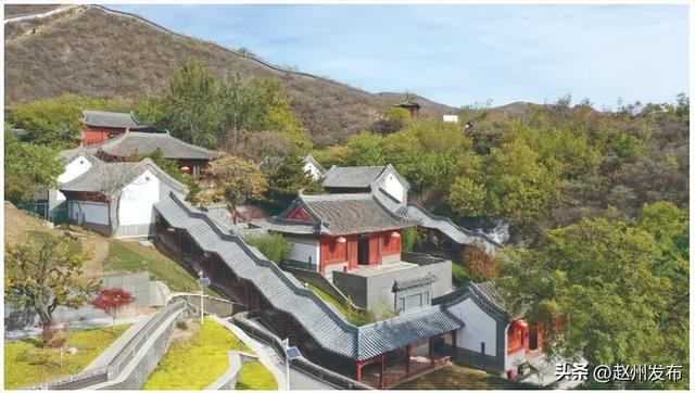 【党媒聚焦】赵县：千年赵州桥 万顷梨花香