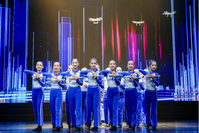 鹏城金秋绽放艺术华彩，全民普及共绘城市人文——第二十二届深圳市“鹏城金秋”市民文化节先导活动拉开帷幕