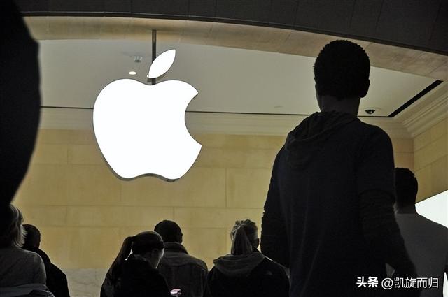 反转来了！苹果放弃自研，借谷歌Gemini给Siri“续命”！