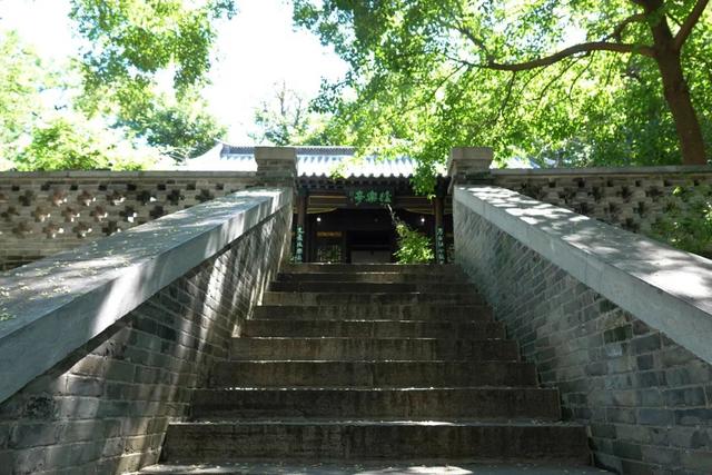 山东有座2000年前的名城，寻访李清照范仲淹们在青州古城的足迹