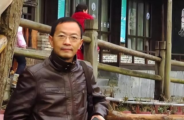 建议把中国分成7个国家，愿为美国战死，北大教授为何口出狂言？