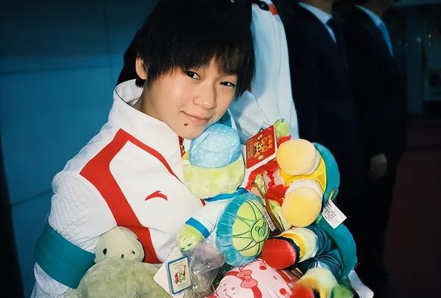 夺冠不到72小时，央视3次点名全红婵，释放2大信号，果然不简单