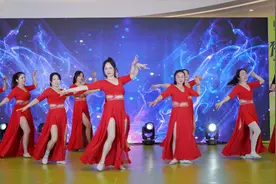 光熠舞台最绚丽！常德市德女形象礼仪协会2024春晚回眸图片