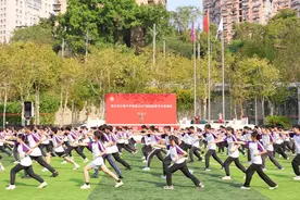 国防教育 | 青春与成长的挑战——巴蜀中学高2027届新生军事训练圆满落幕图片