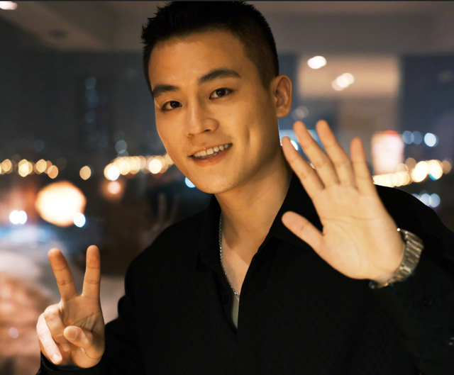 官媒亲宣，欧豪、杨紫同时传来喜讯，网友恭喜：终于等到这一天