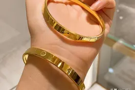 小学生偷同学6万金手镯后续，同学妈表态：已卖掉，不可能全款赔图片