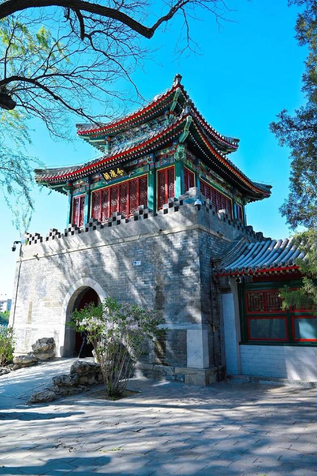 北京北海公园简介