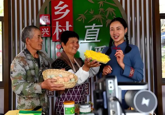 农村开始出现新现象，不再攀比有车有房，而是羡慕这三类人
