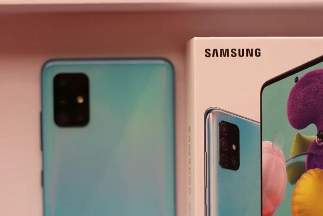 告别刷机时代？三星、一加带头，安卓手机将像iPhone一样封闭？