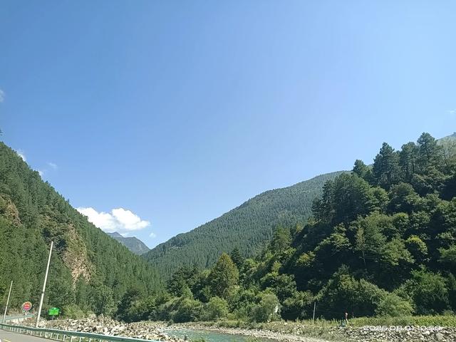 川西小环线之丹巴至康定，途径折多山