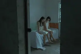 盛夏夜半不知谁家，放出了鬼叫声图片