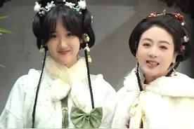 小李琳的大女儿首出镜，对继父称呼显随意，经超偏爱自己的小女儿图片