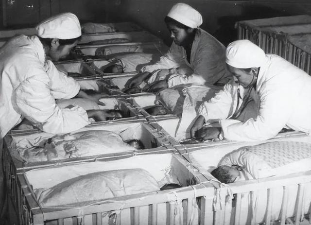 中国将迎来前所未有的死亡高峰？专家给出答案：是这些因素导致的