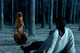 民间故事：大学生夜宿古庙，遇黄鼠狼讨封，差点家破人亡图片