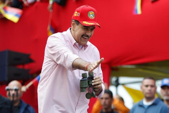 无法无天了，美国时隔10天又抢劫石油，但这次竟抢到中国的头上？