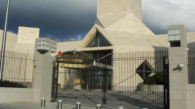 中方在美警告，岛内恐成火药桶，话音刚落解放军兵分两路围台军演