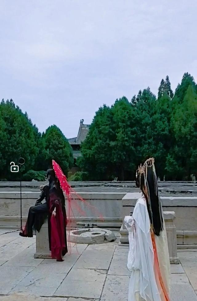七绝:秋日游正定县