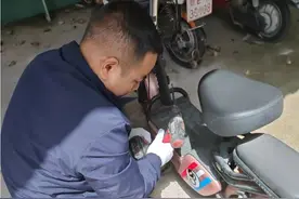 铅酸电动车也想换比亚迪刀片电池，都需要更换哪些配件？答案来了图片