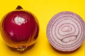 科学家研究了约104种食物：吃洋葱有助降低肝癌风险图片