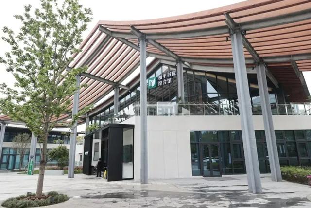 潮生北外滩｜在虹口“最美阅读空间”，共赴一场诗意之约