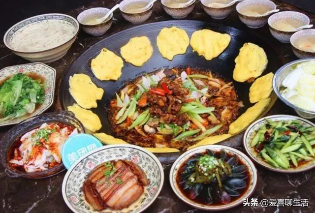 柴火鸡的制作方法和配料！鲜香入味特别好吃，手残党也能轻松驾驭