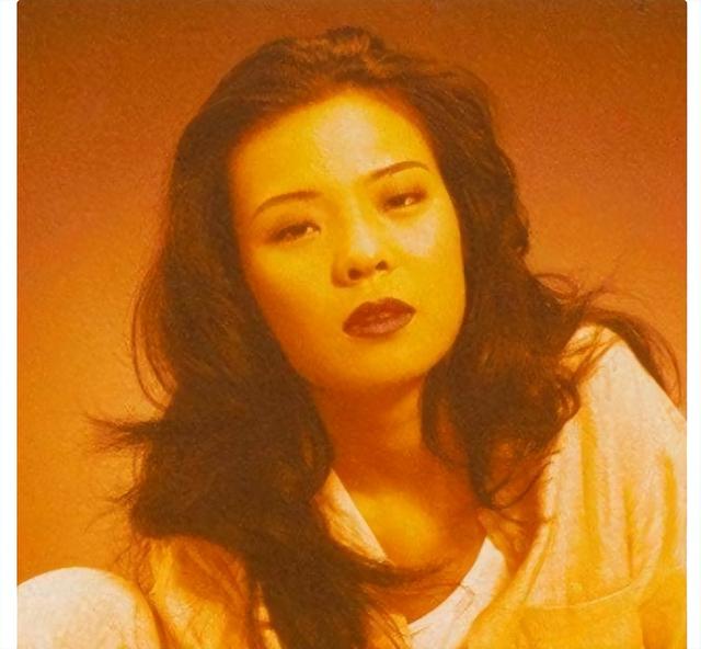 原来她已离世26年！23岁登春晚一夜成名，却因一个巴掌付出生命