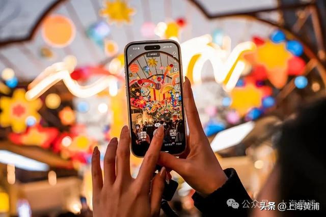 出片10000%！豫园灯亮了，上海就要过年啦！年味“天花板”，第一波美图已刷屏