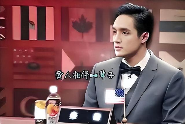 吃中国饭，砸中国锅！央视点名全程打码，这位700万网红人设崩塌