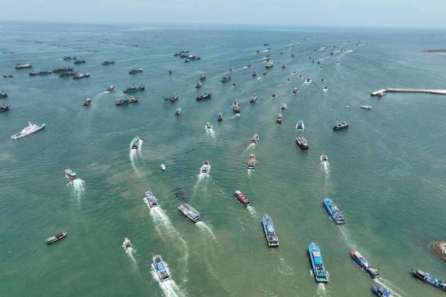 菲开出天价罚单，向中国索赔3960亿，不到24小时，中方反将一军