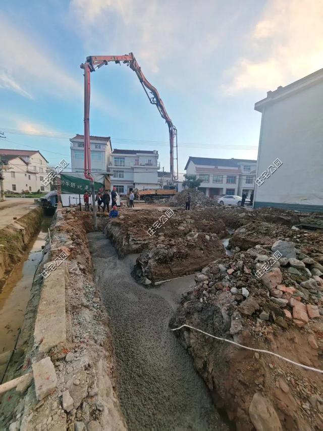 陕西小伙的自建房火了，因外观简洁而走红，网友：这才是豪宅！