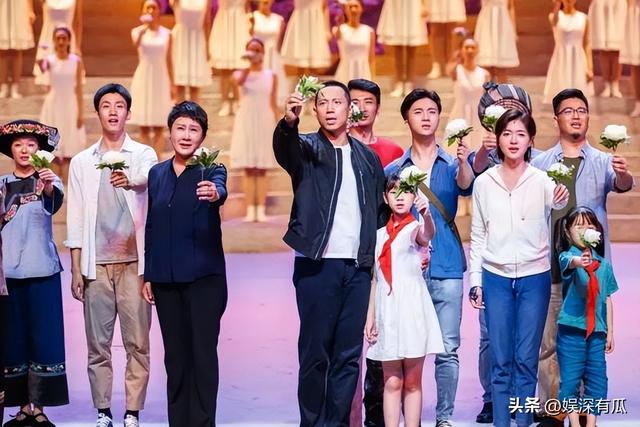 与胡歌互相成就，不婚主义却隐婚生子，43岁万茜成为人生赢家