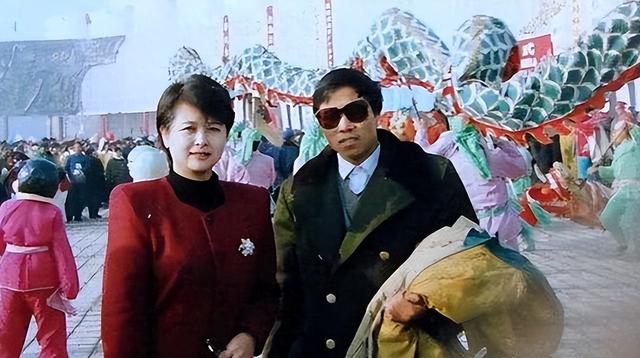 央视肖晓琳：退休5个月，在美国儿子家死去，临终26字遗言太深刻
