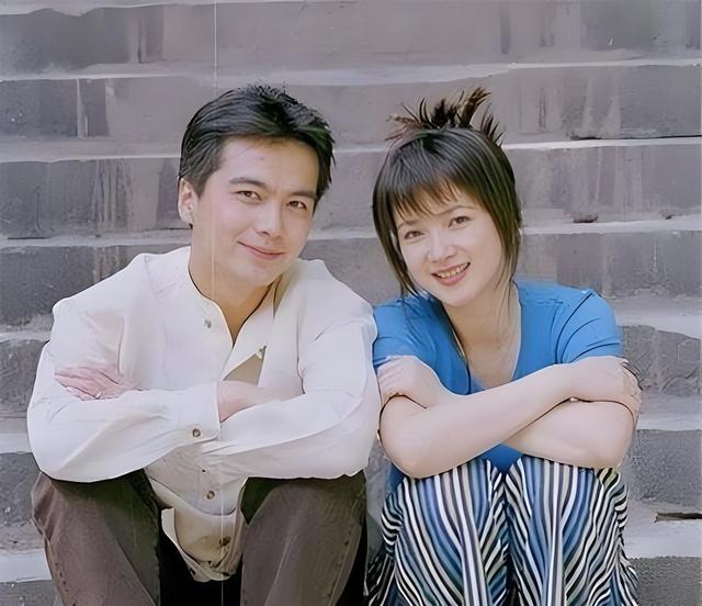 61岁何晴突然去世，黄绮珊10年前发文为其祈祷，与许亚军育有一子