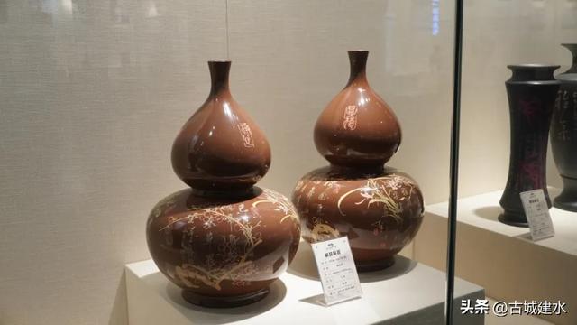 建水紫陶博物馆获评国家AAA级旅游景区