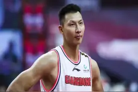 震惊！篮球巨星易建联私生活风波引爆全民热议图片