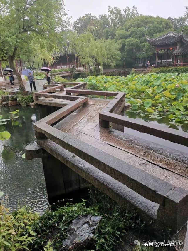 到苏州听评弹赏园林 || 胡成江