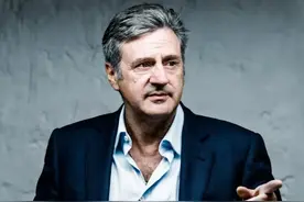 法国影帝丹尼尔.奥特伊11部经典影片，《警界争雄》是巅峰佳作！图片