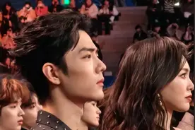 唐嫣怎么和谁都有cp感，和谁坐一起都是豪门姐弟！特别是最后一位图片